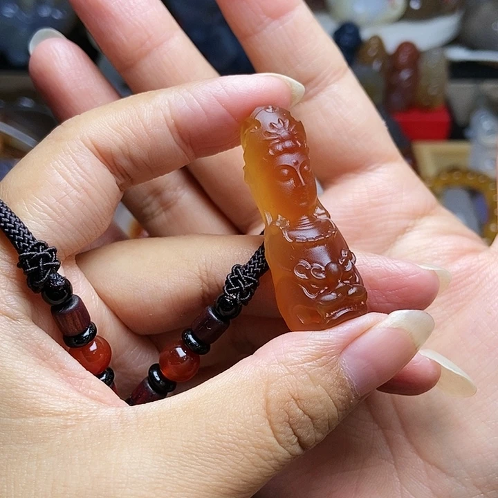 未镶嵌颈饰玛瑙/玉髓氟*汀