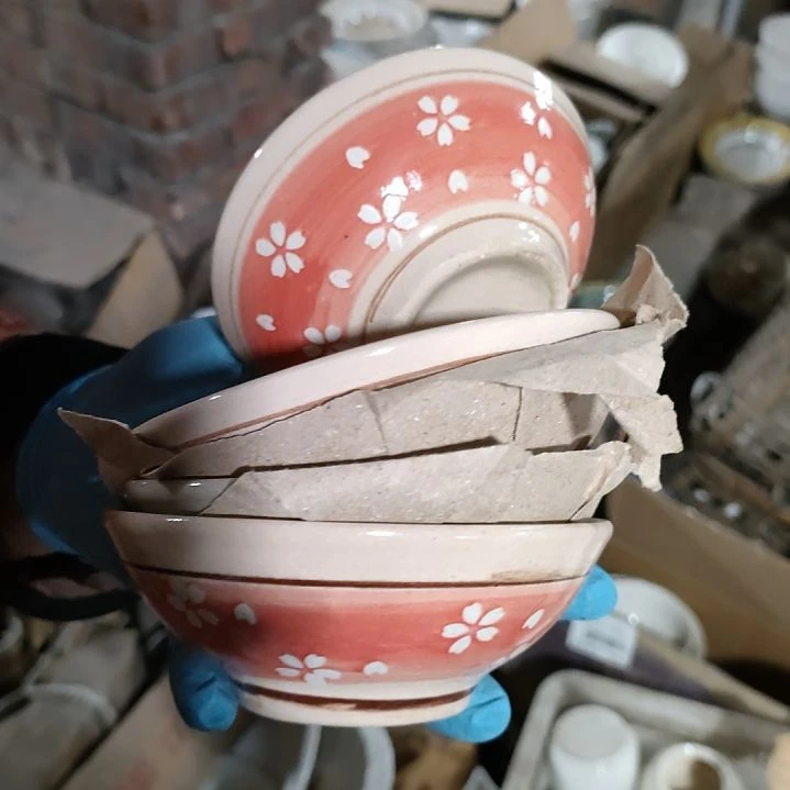 摆件陶瓷盘子碗啥都有