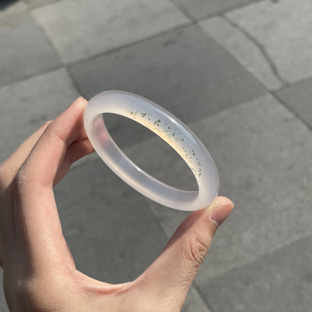 圈口58+正圈白冰玻璃底起刚飘绿海藻-玛瑙