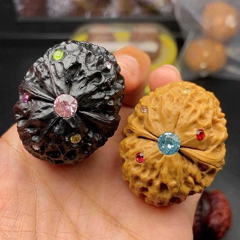 【闪购商品】把件文玩核桃39尺铁绣球