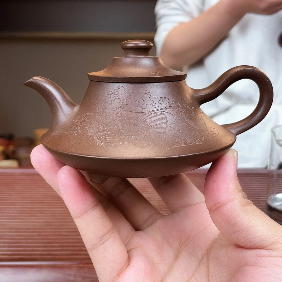 紫砂茶杯最***衷今天下午