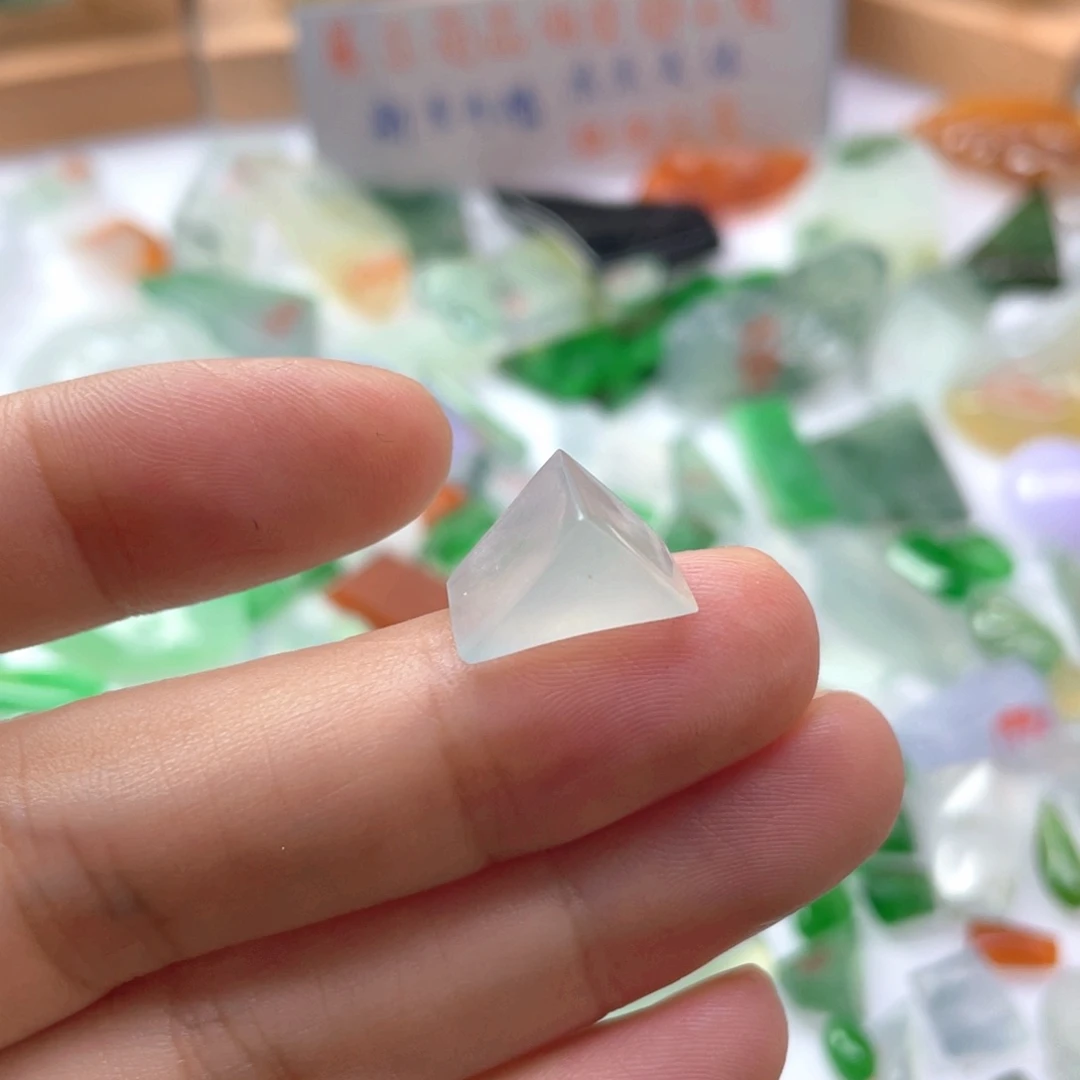 定制翡翠未镶嵌天然缅甸翡翠