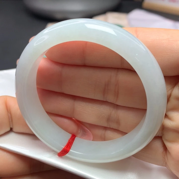 翡翠手镯未镶嵌54545555