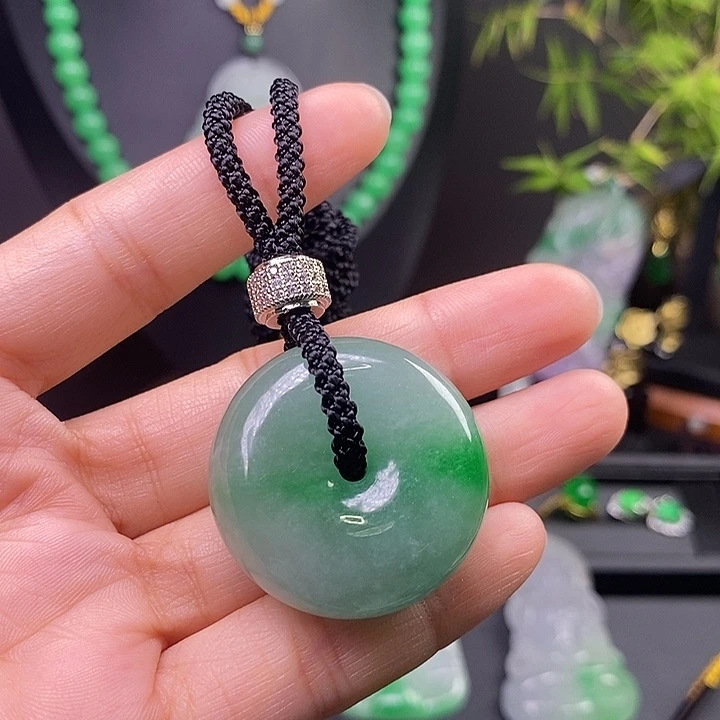 翡翠银S925镀金镶嵌吊坠(赠链)