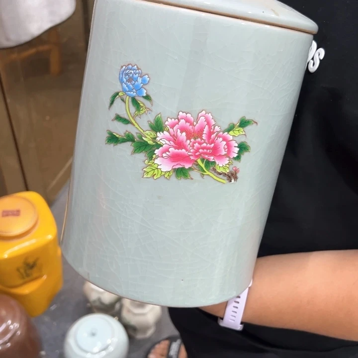 瑕疵福利品陶瓷茶叶罐介意勿拍