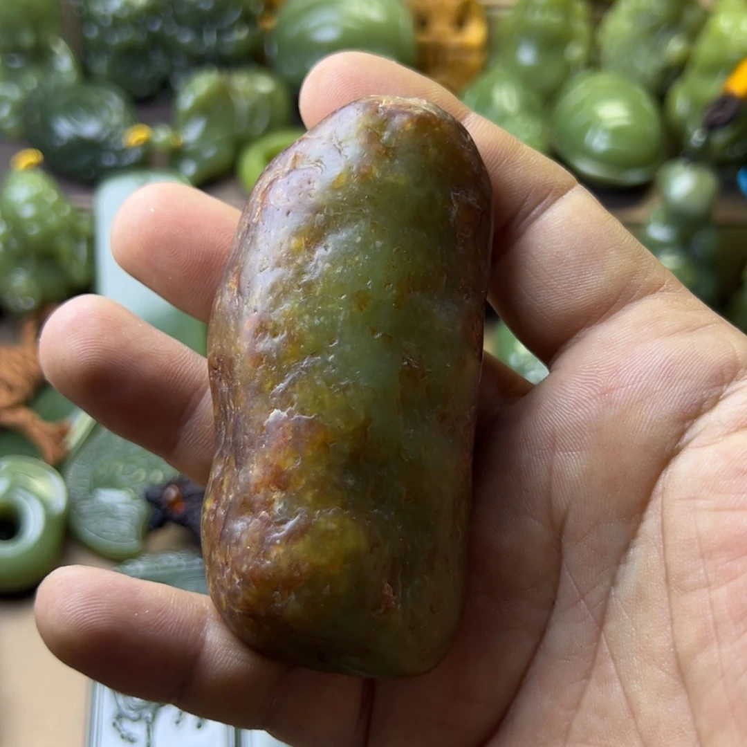 岫岩老玉（透闪石质玉）把件未镶嵌笨*