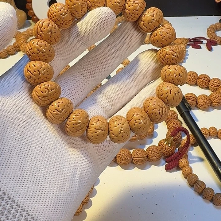 季***妲吊坠桃核桃核纽扣16