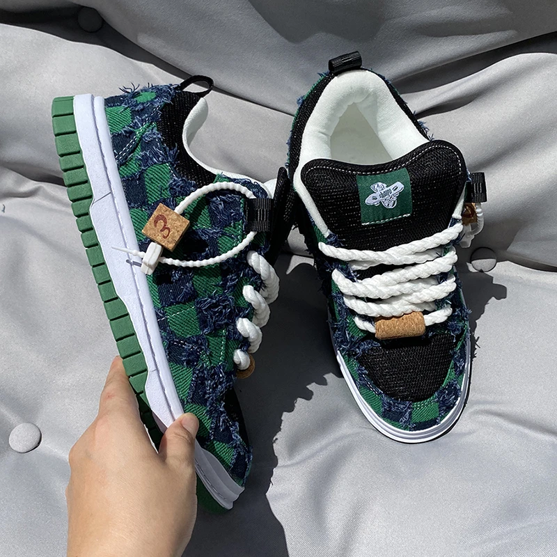 新款男士休闲帆布鞋黑绿色流苏格子面包鞋低帮秋季爆款潮鞋情侣鞋