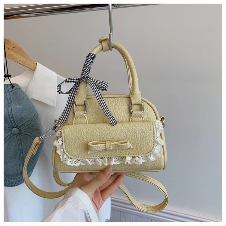 时尚网红爆款手提简约百搭夏季小众女士小包包单肩小方包斜挎肩包