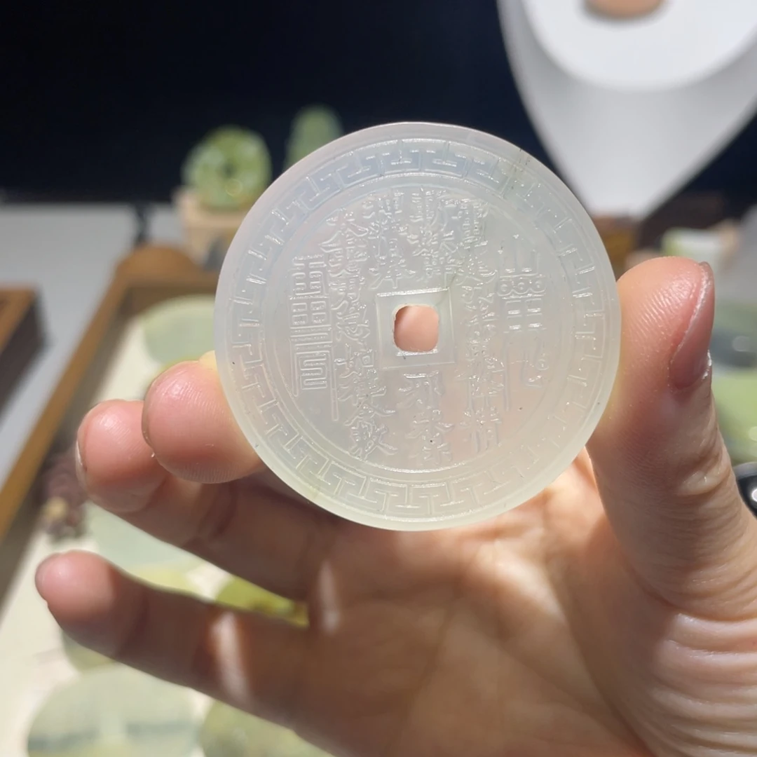 岫玉未镶嵌颈饰16