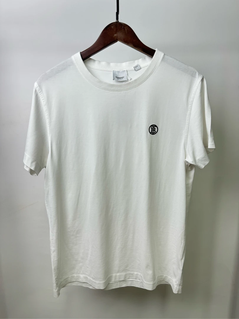 全新未使用 BURBERRY/博柏利 胸口印花短袖/M码/02147