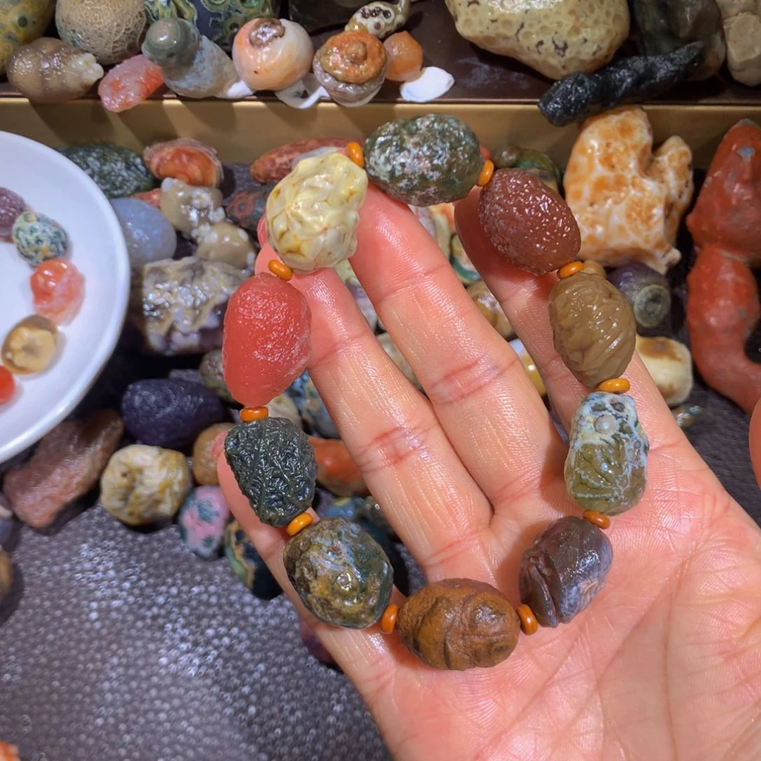石材阿拉善筋脉石手串