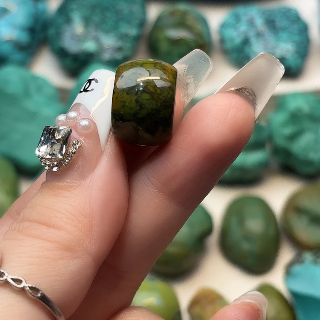 绿松石未镶嵌手串