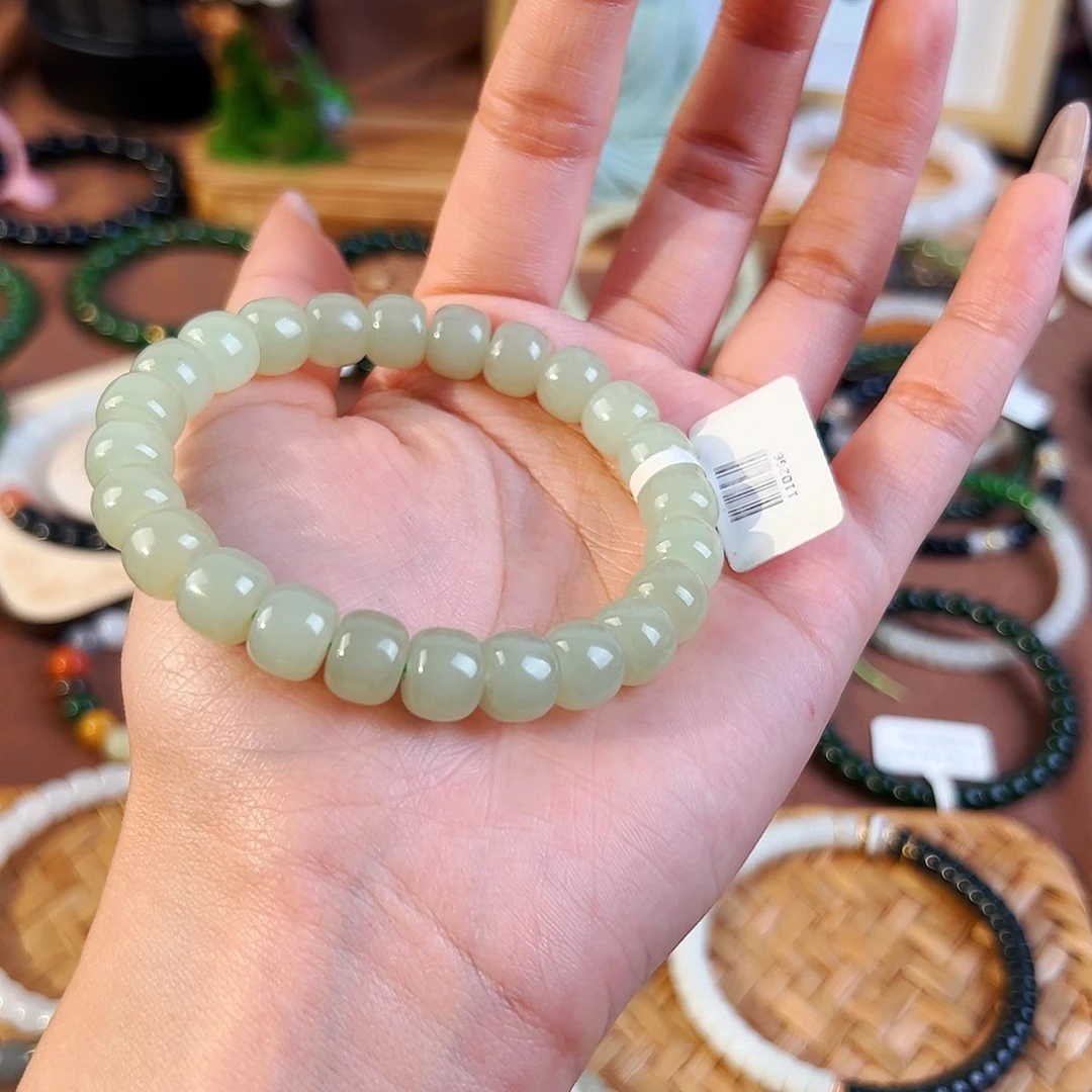 和田玉未镶嵌手串