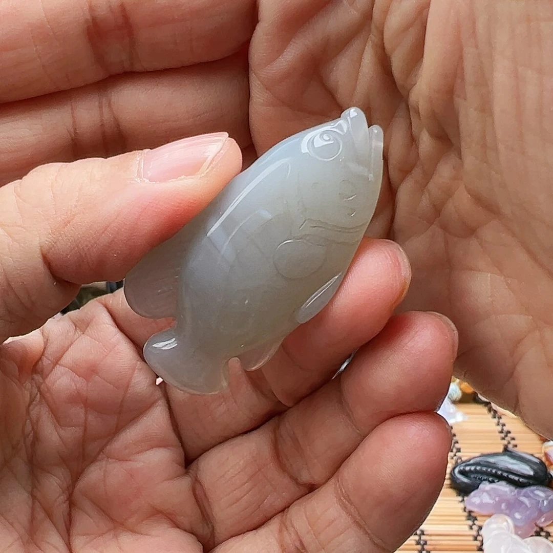 未镶嵌玛瑙/玉髓珠宝半成品