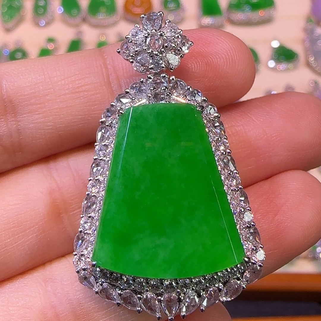 翡翠18K金镶嵌吊坠(不含链)