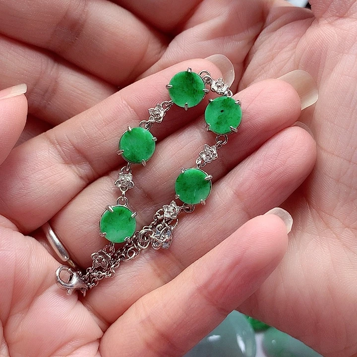 翡翠银S925镶嵌颈饰翡翠