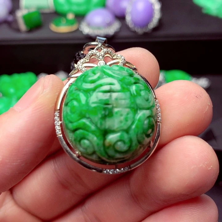 翡翠未镶嵌吊坠(不含链)