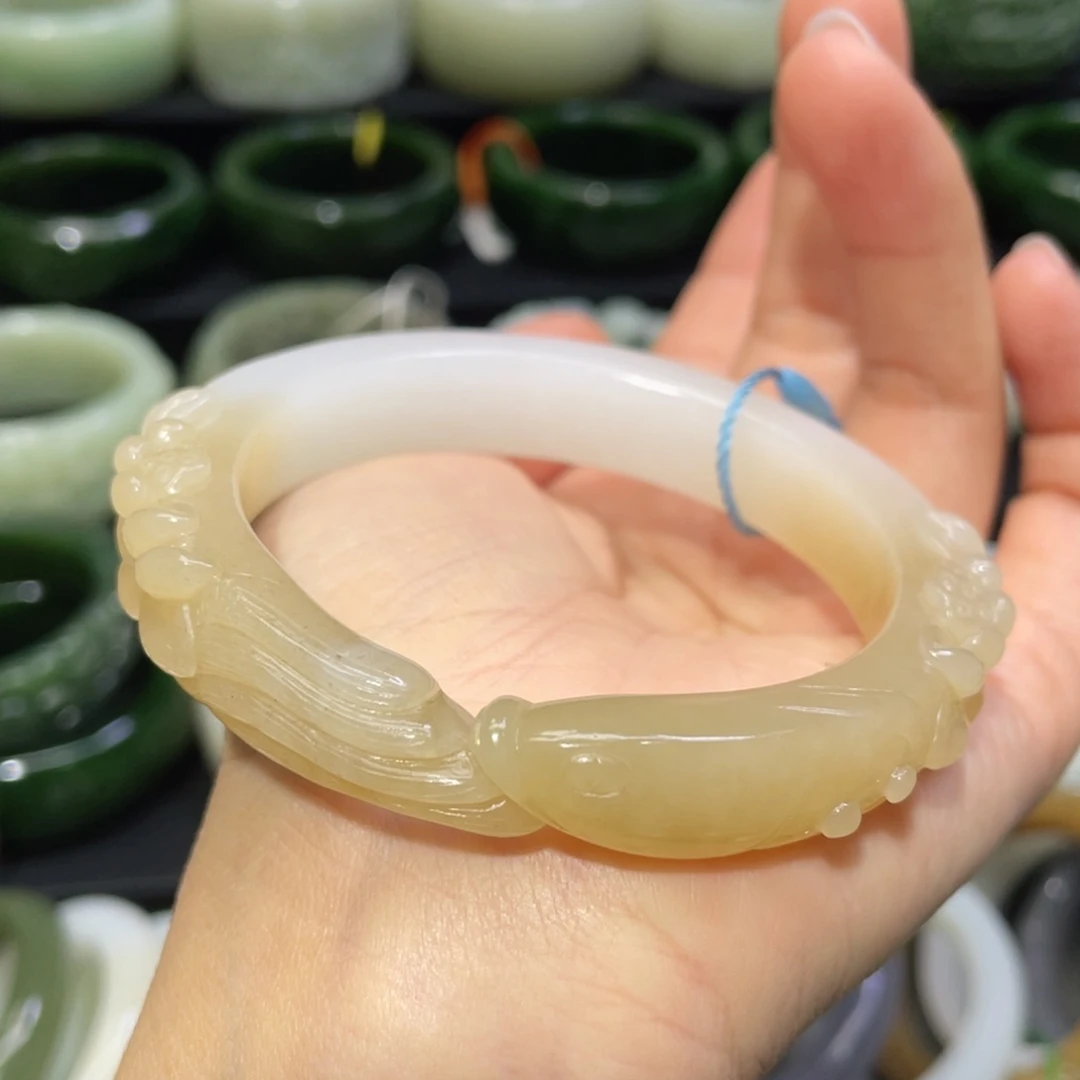 未镶嵌手镯和田玉69