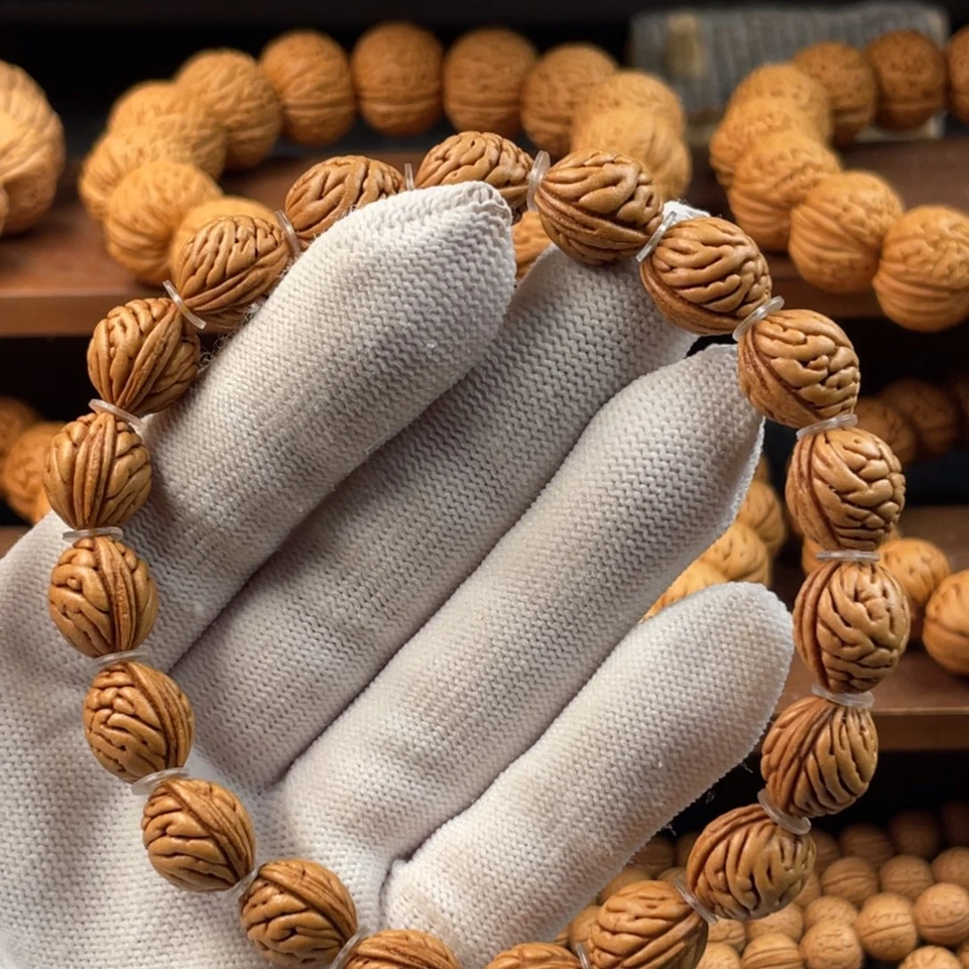 坚***懈桃核吊坠野生黄金树叶