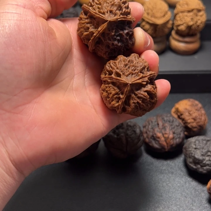 文玩核桃把件明*B麒麟大花