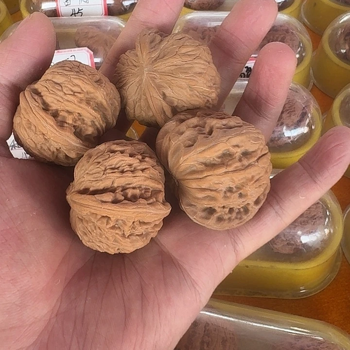 文玩核桃吊坠杨**万2对