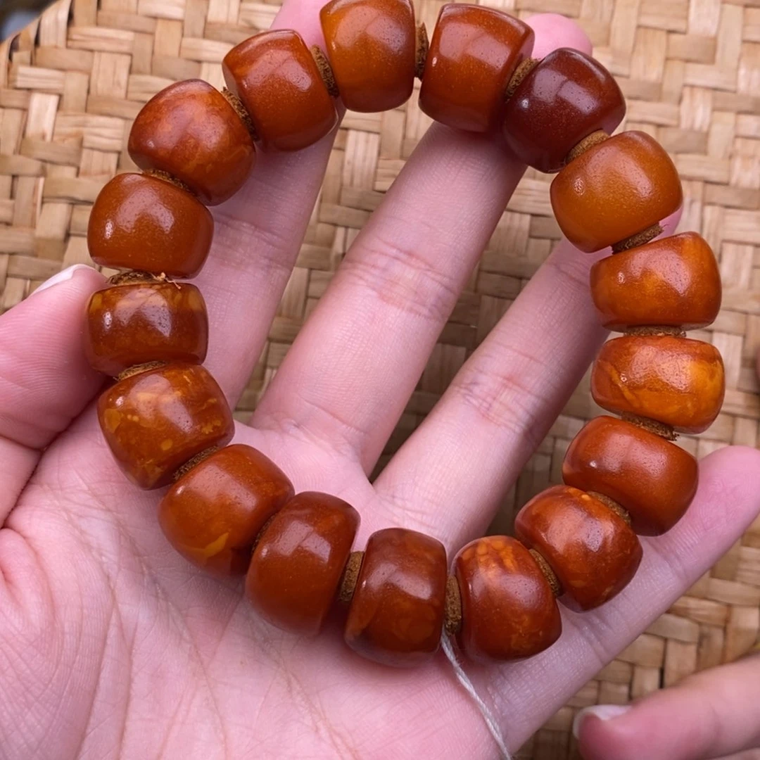 磊***上未镶嵌琥珀裸石蜜蜡T