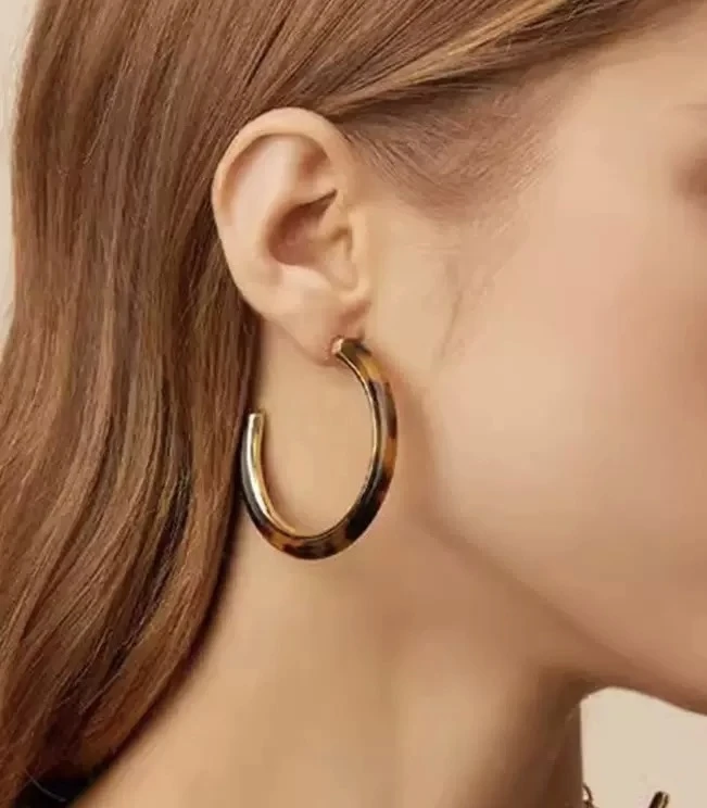 合金耳饰 镀K金6111~赵露思孙俪同款豹纹耳圈百搭夸张C型素圈耳环