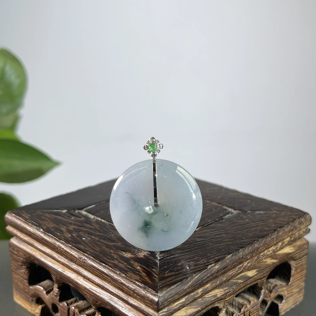 JTB22-67 天然缅甸A货翡翠 18K镶嵌平安扣