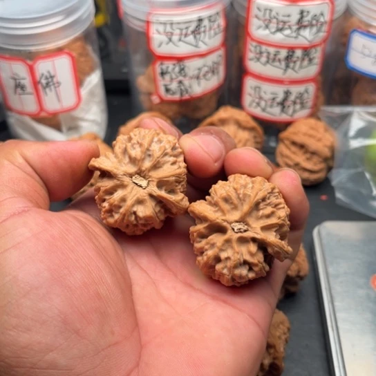 把件文玩核桃苹果40