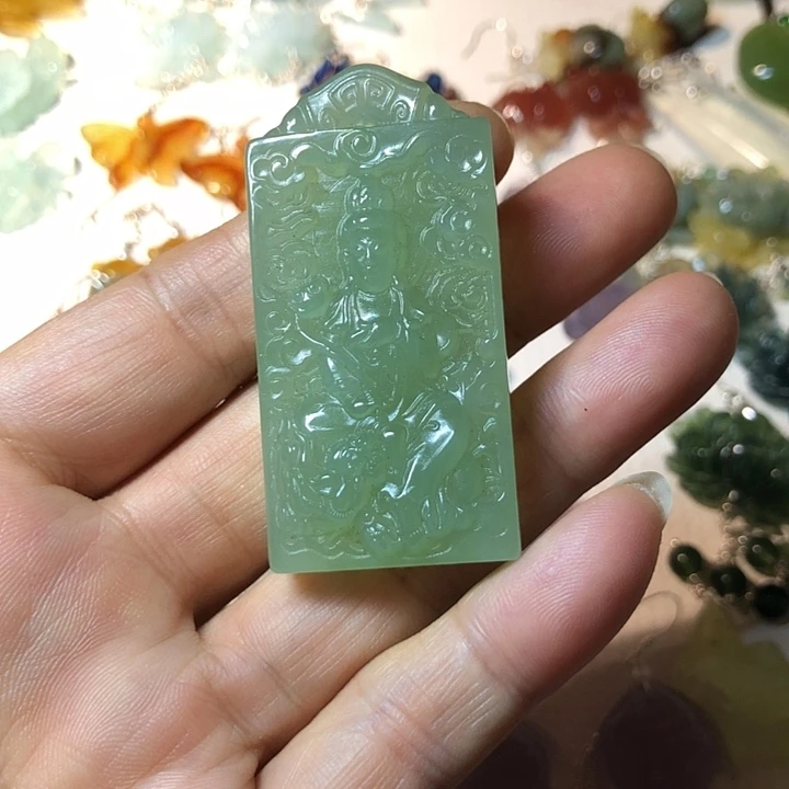 蛇纹石玉未镶嵌挂件