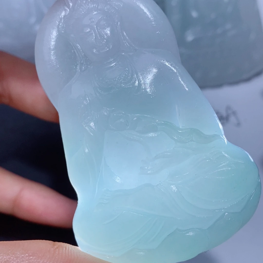 定制翡翠吊坠未镶嵌