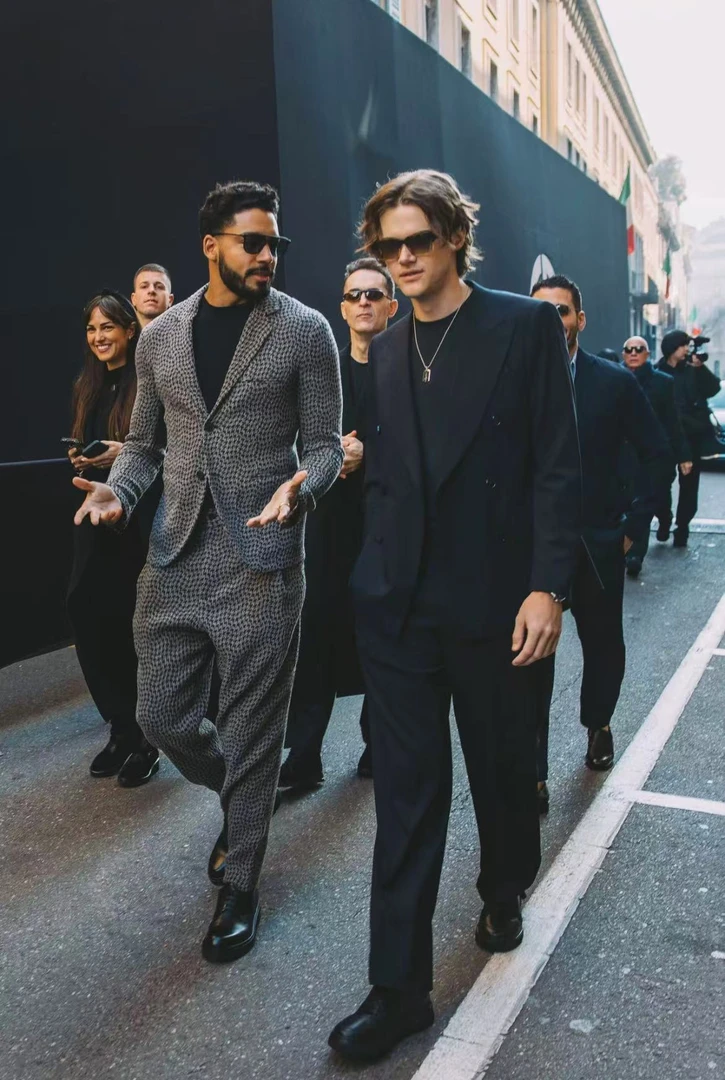 GH-A978-新款时尚简约百搭卫衣