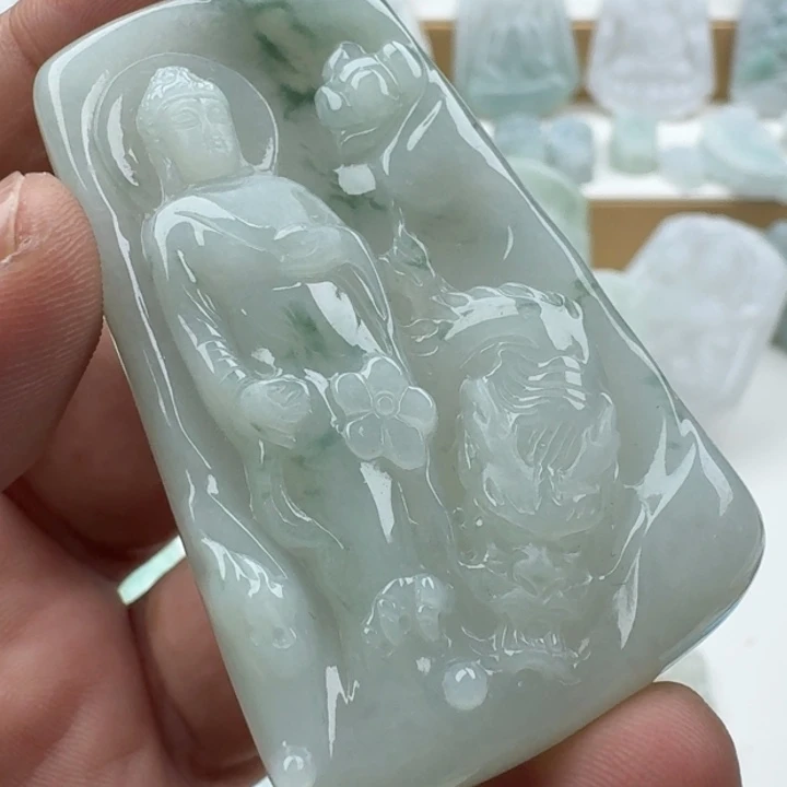 翡翠未镶嵌颈饰天然缅甸A货翡翠