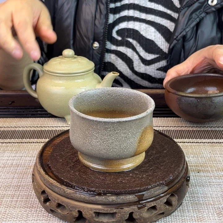 茶壶紫砂老段80cc