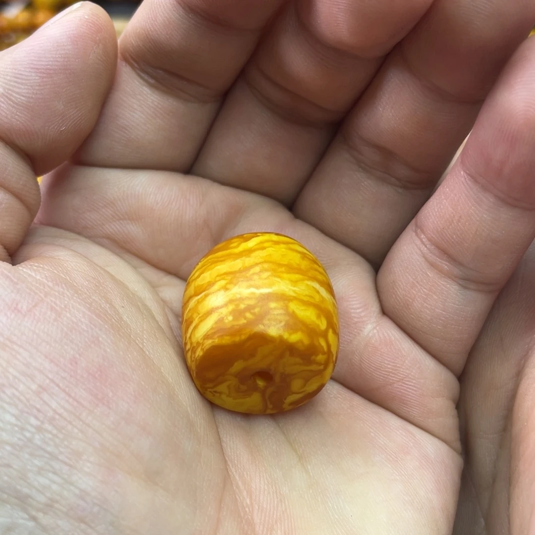 琥珀未镶嵌吊坠(不含链)