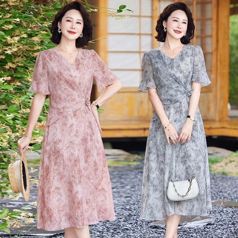 中年妈妈夏装连衣裙气质短袖雪纺裙中老年女装夏季洋气收腰长裙子