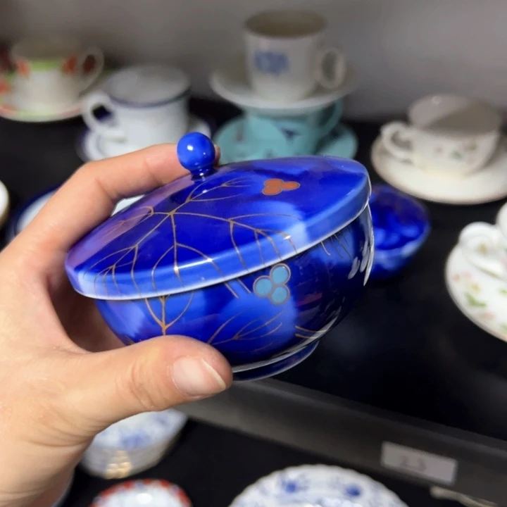 盖碗瓷器直播放漏中