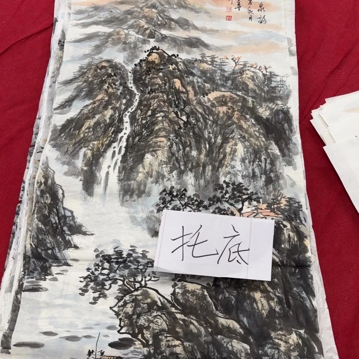 关***庄国画花鸟等图案三尺