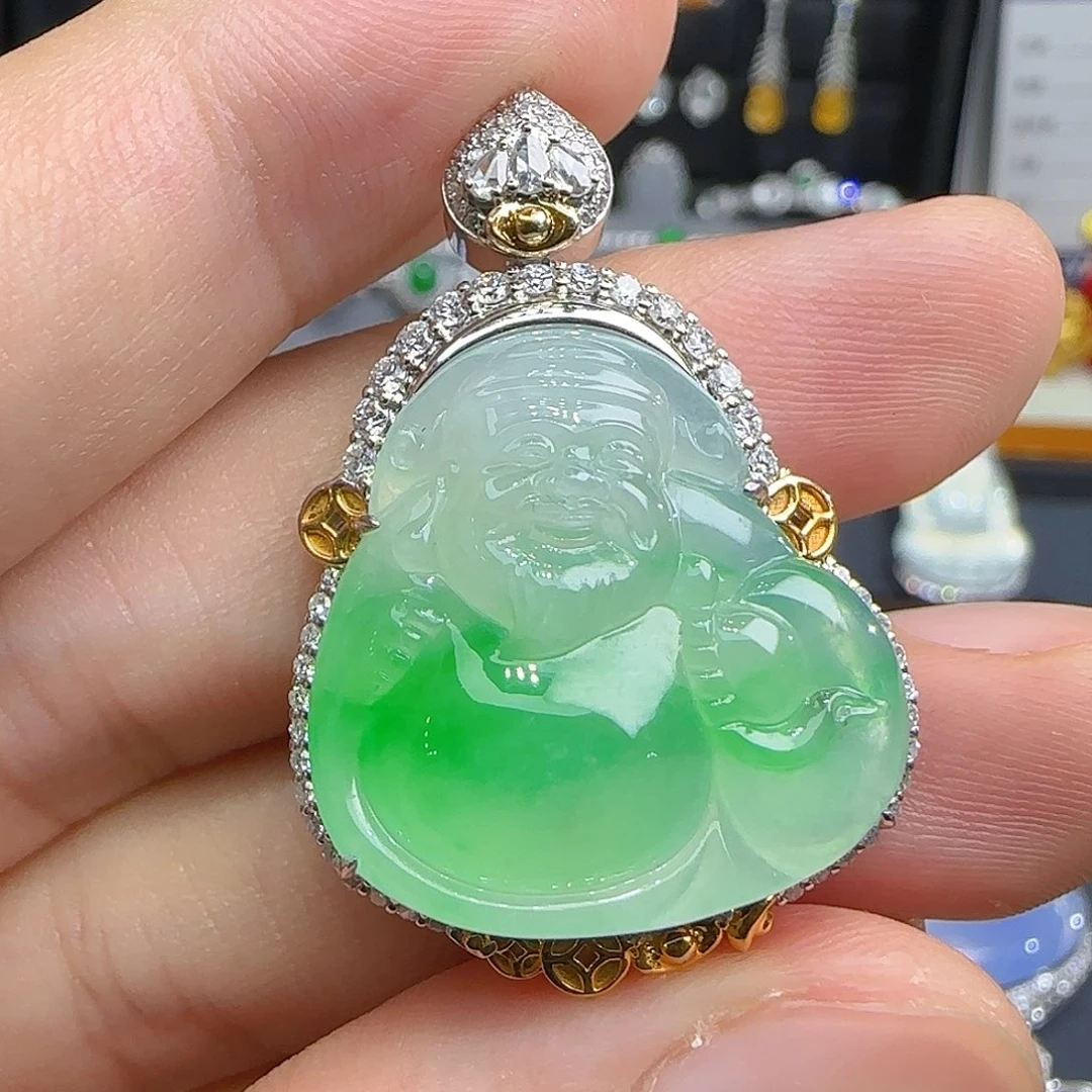 颈饰18K金镶嵌翡翠天然翡翠