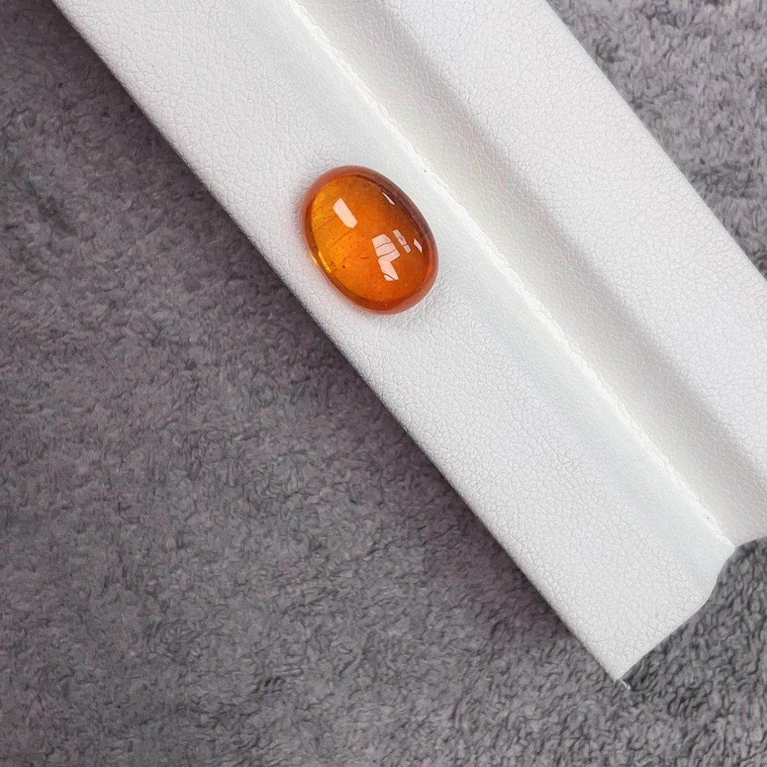 石榴石（芬达石）裸石未镶嵌8Ct