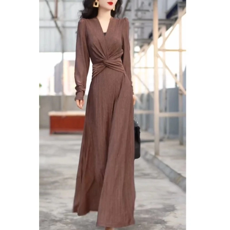 大爱美依缘2025新款时尚修身性感连衣裙V领显瘦御姐范长裙女气质