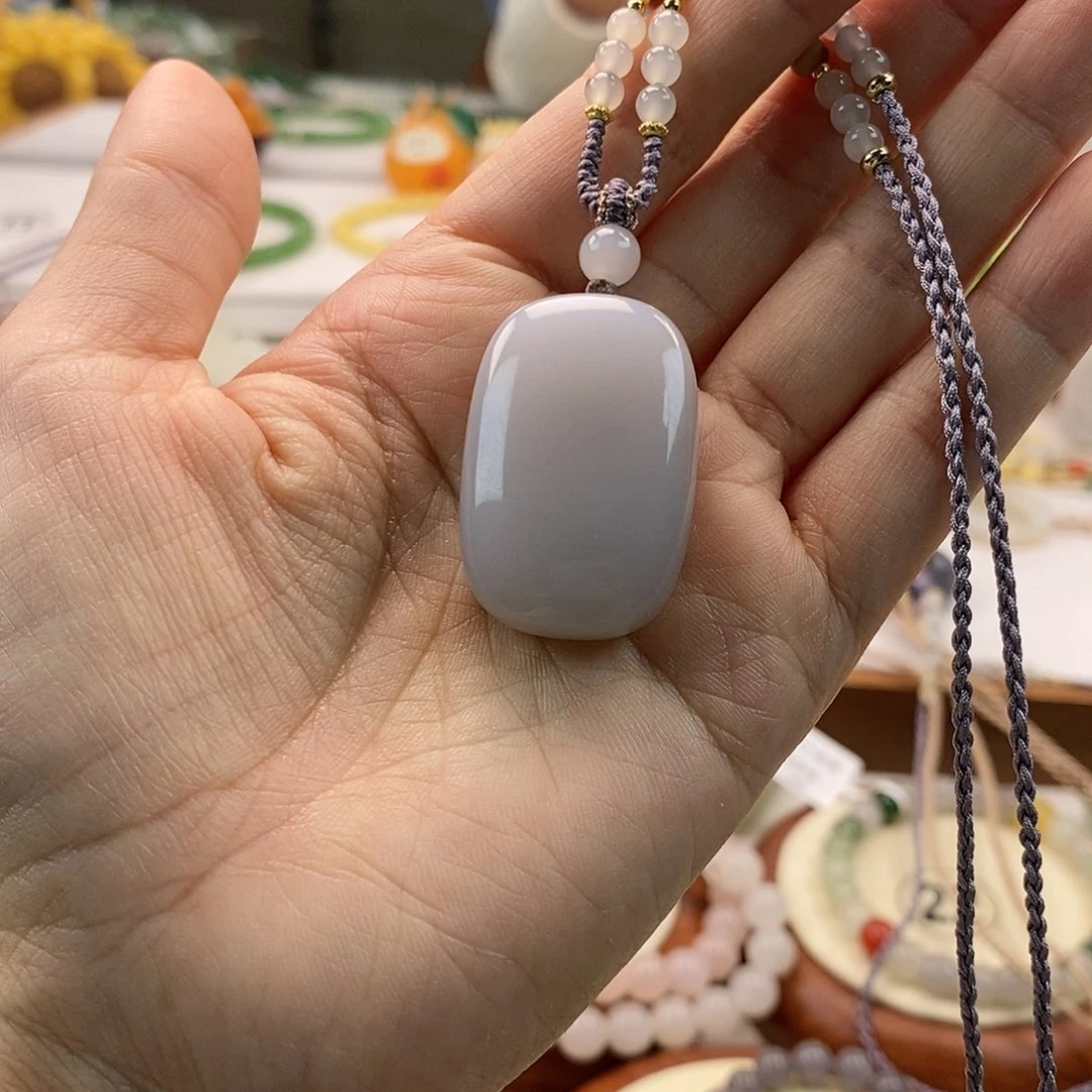 和田玉吊坠(不含链)未镶嵌念*