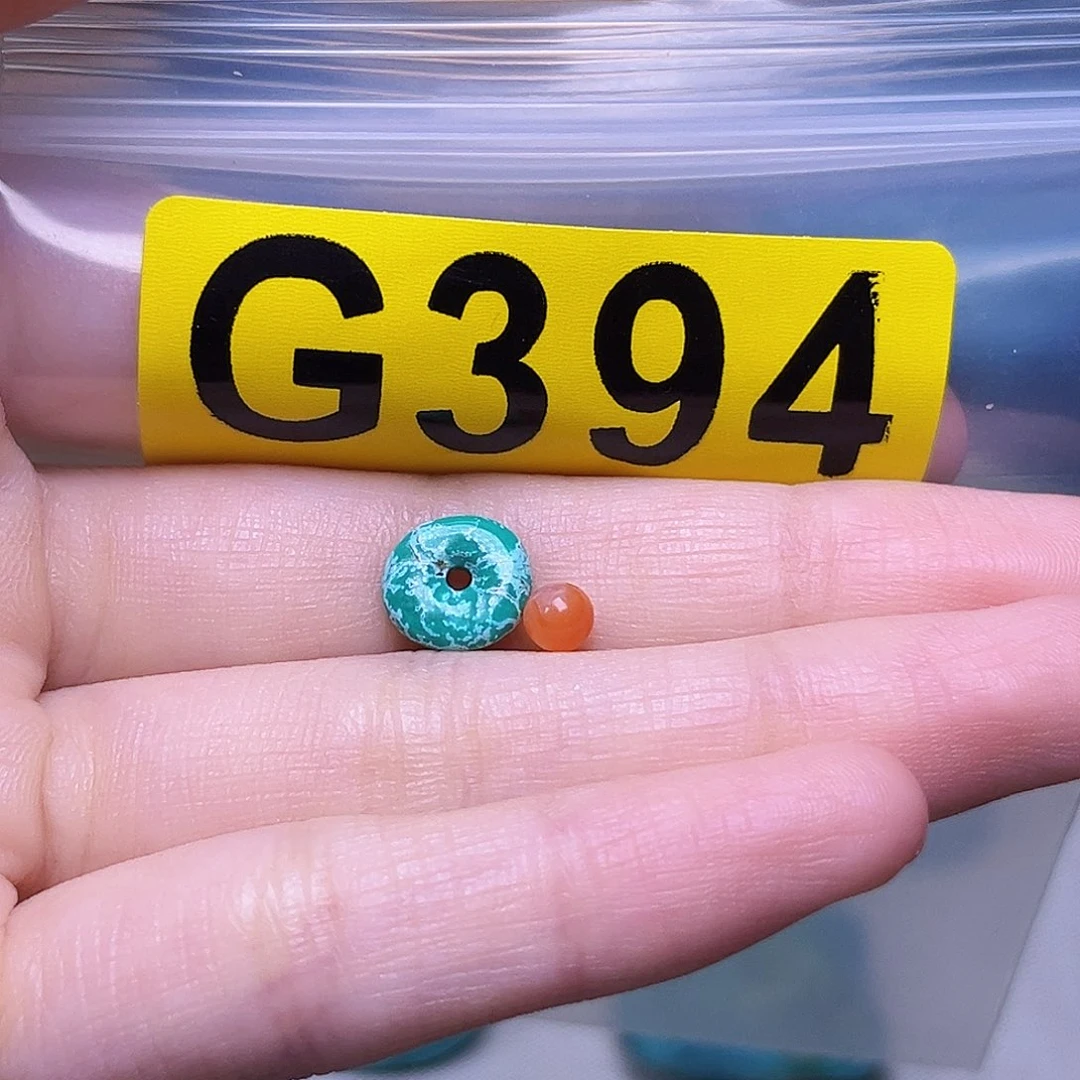 南红玛瑙未镶嵌珠宝奇石