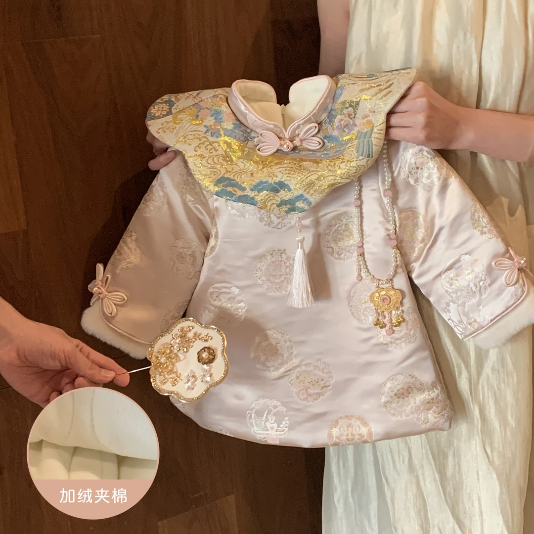 小沐沐周岁礼服国风连衣裙2026新款冬小童女宝宝拜年服裙子新年