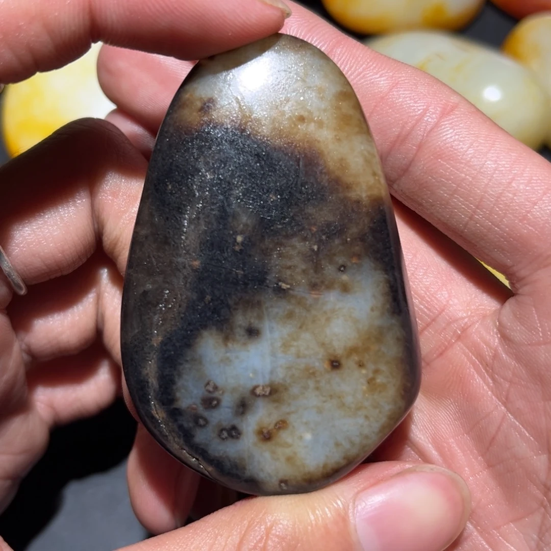 和田玉未镶嵌珠宝奇石