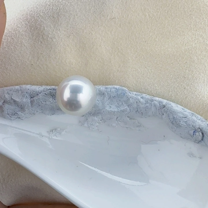 海水珍珠裸珠赠送银白戒托未镶嵌M***o