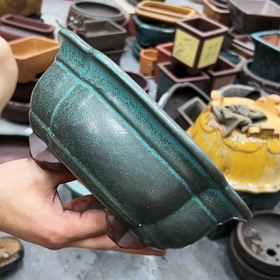 紫砂花盆中香薰装饰设计