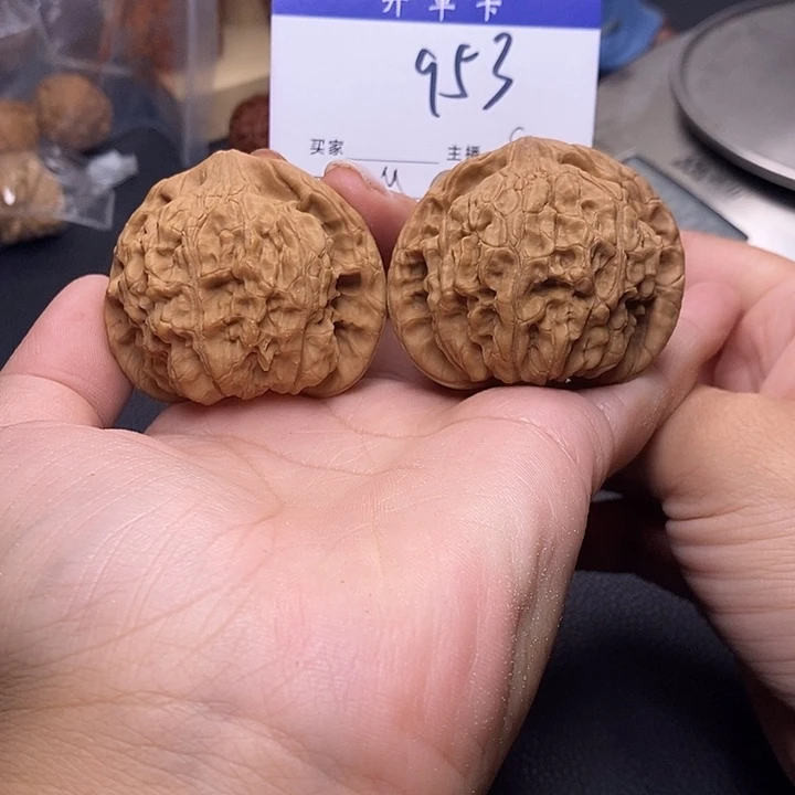 桃核吊坠官帽50无刀痕磕尖s
