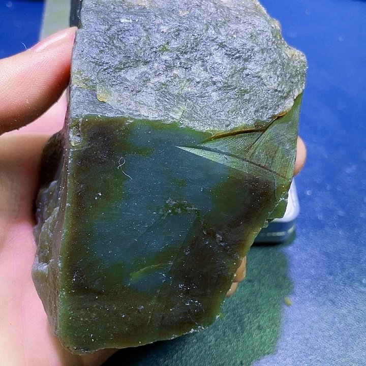 未镶嵌和田玉（糖玉）珠宝半成品